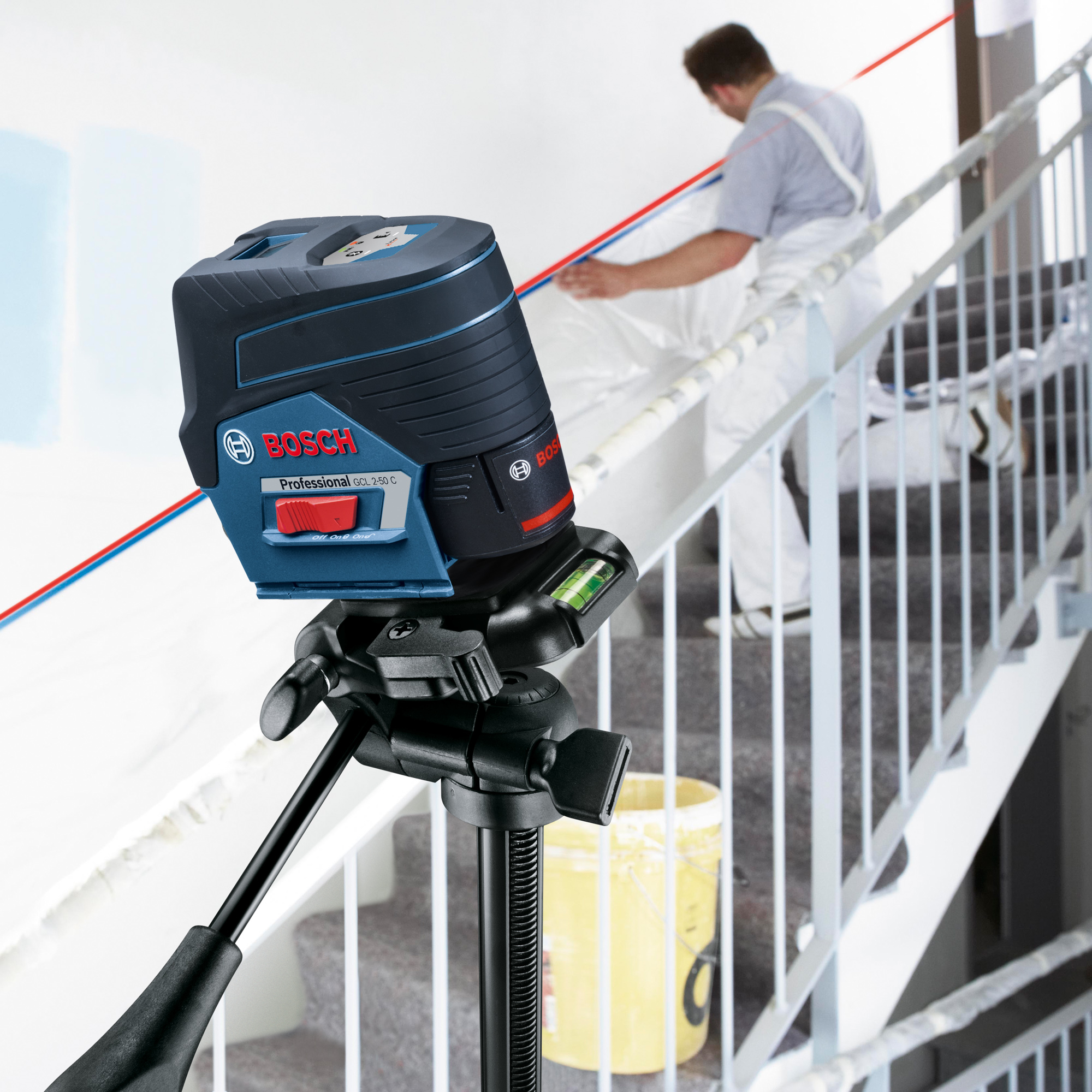 NIVEL LASER BOSCH GCL 2-50 C CON SOPORTE RM 2 Y MALETIN